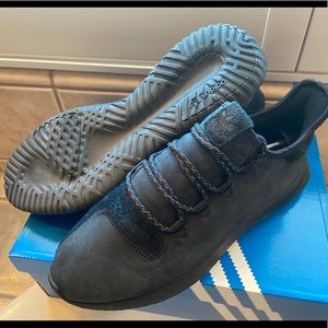 Adidas Tubular Shadow size 10.5